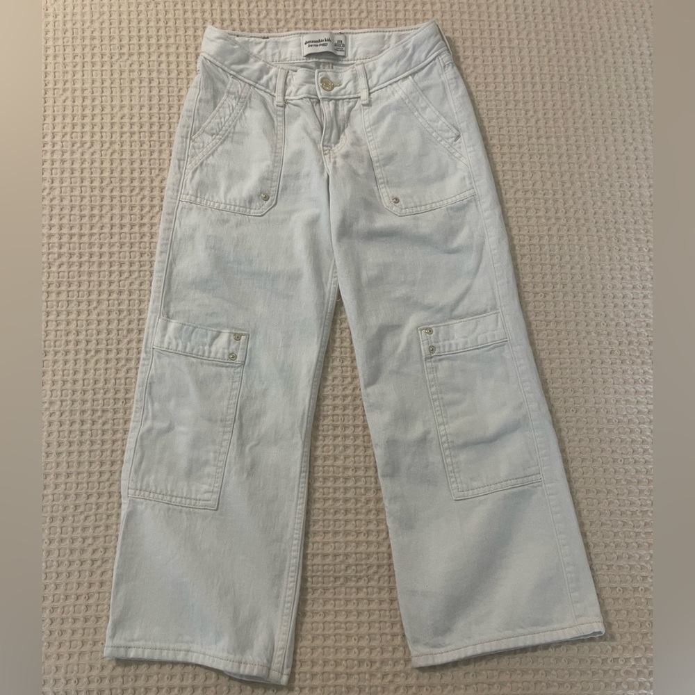 Abercrombie Kids White Low Rise Baggy Pants
